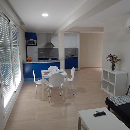 Apartamentos La Rosita Benidorm Room photo